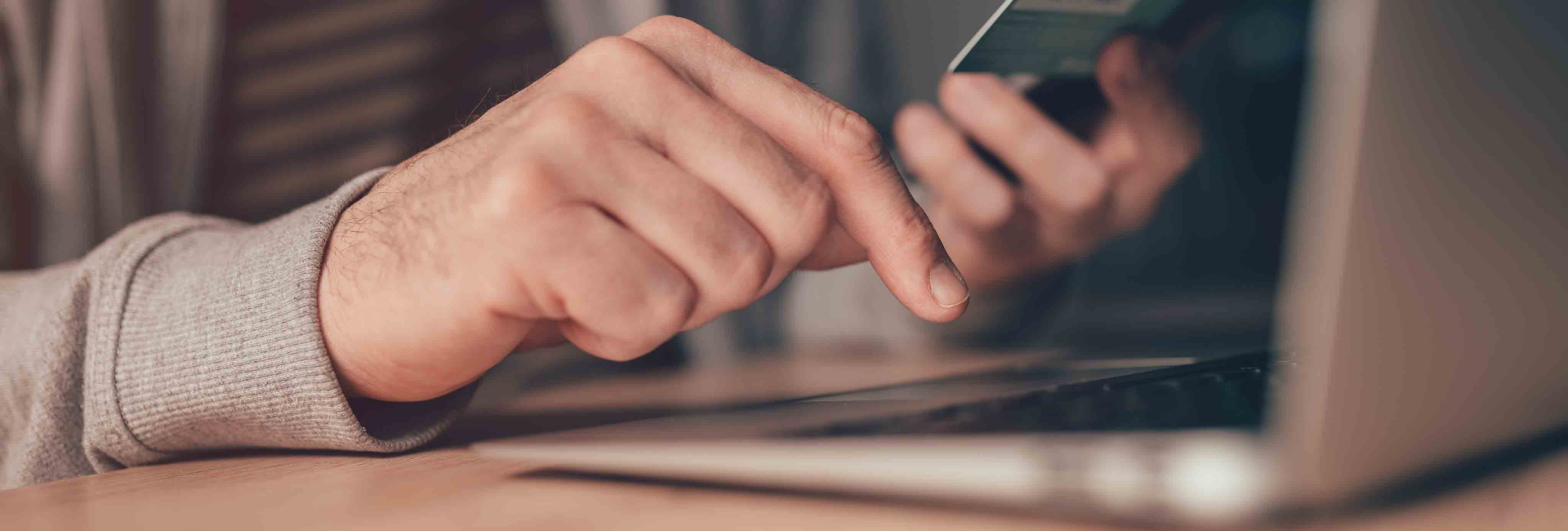 استبدال بطاقة الإمارات الإسلامي الخاصة بك