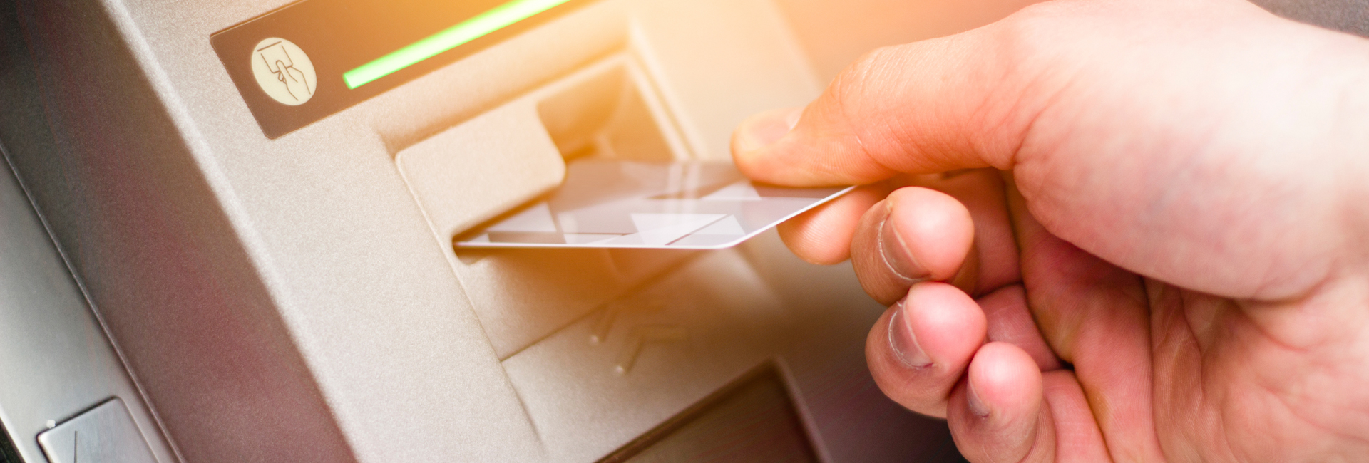 طرق إيداع النقود في حسابك