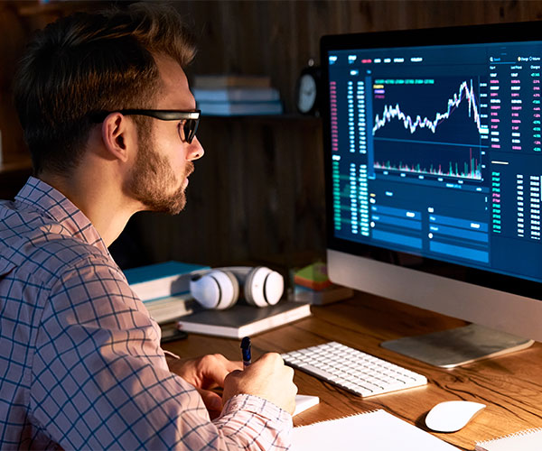 المقارنة بين الحساب الجاري وحساب التوفير