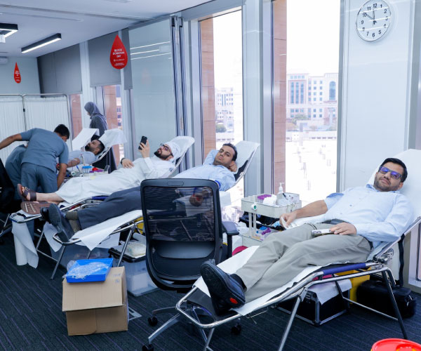 Emirates Islamic organises blood donation campaign