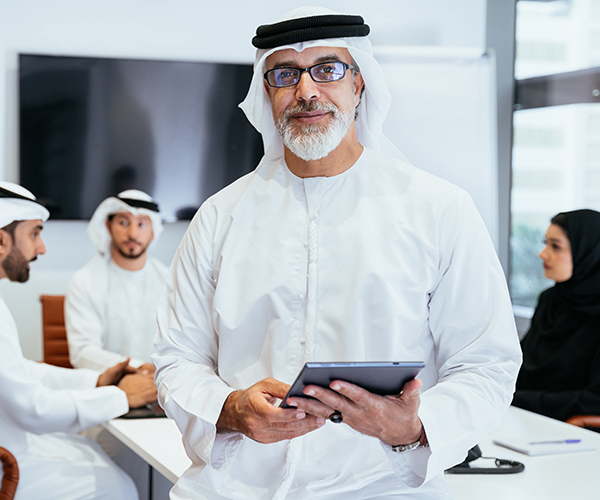 تعرف على مدير العلاقات الخاص بك